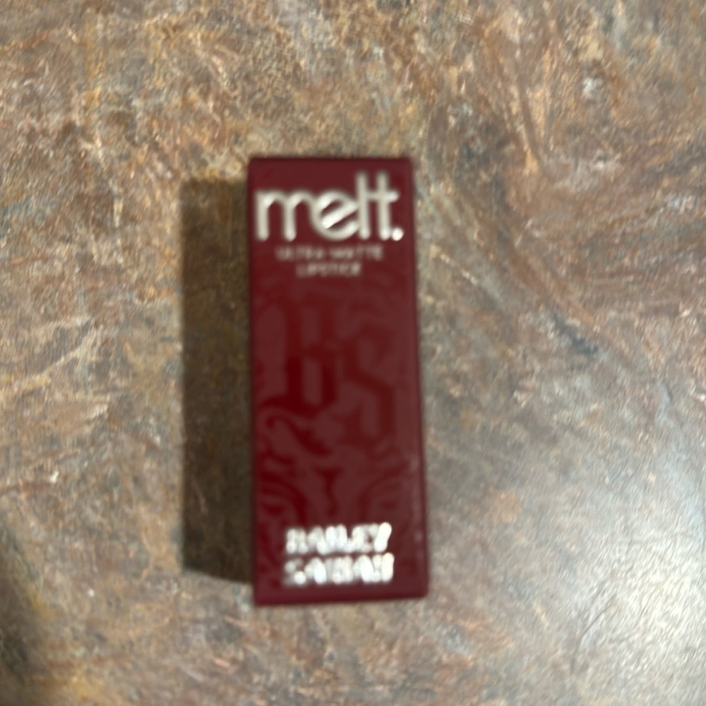 New Bailey Sarian Giulia lipstick melt cosmetics fatally yours 2